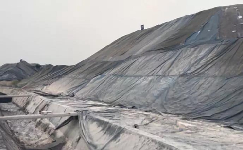 沙鋼集團百萬噸鋼渣棄置江邊 威脅長江水生態(tài)環(huán)境安全